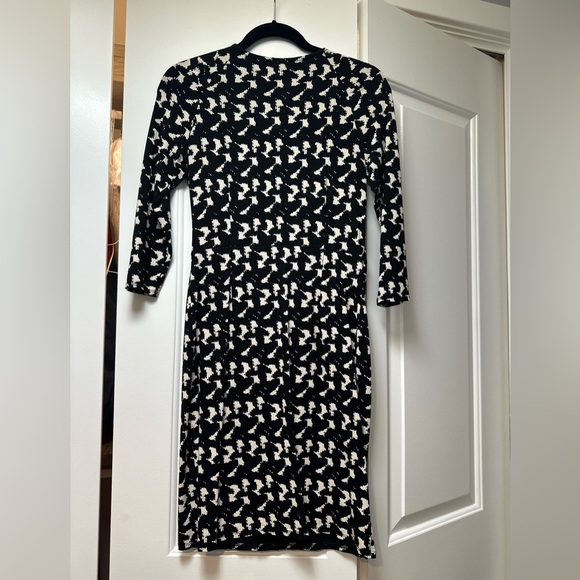 ANN TAYLOR | Black & Cream Long Sleeve Midi Dress Size MP - Picture 6 of 7